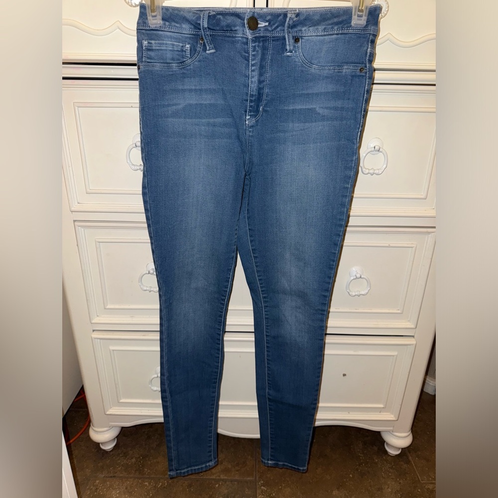 Women’s Skinny Jeans